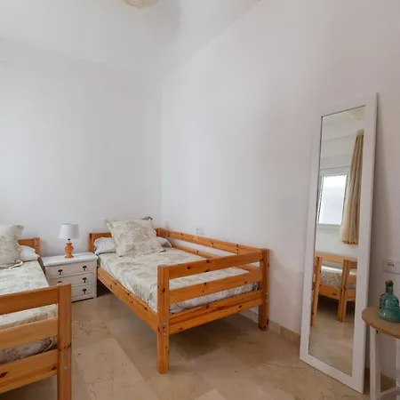 With Two Bedrooms And A Patio Apartment *